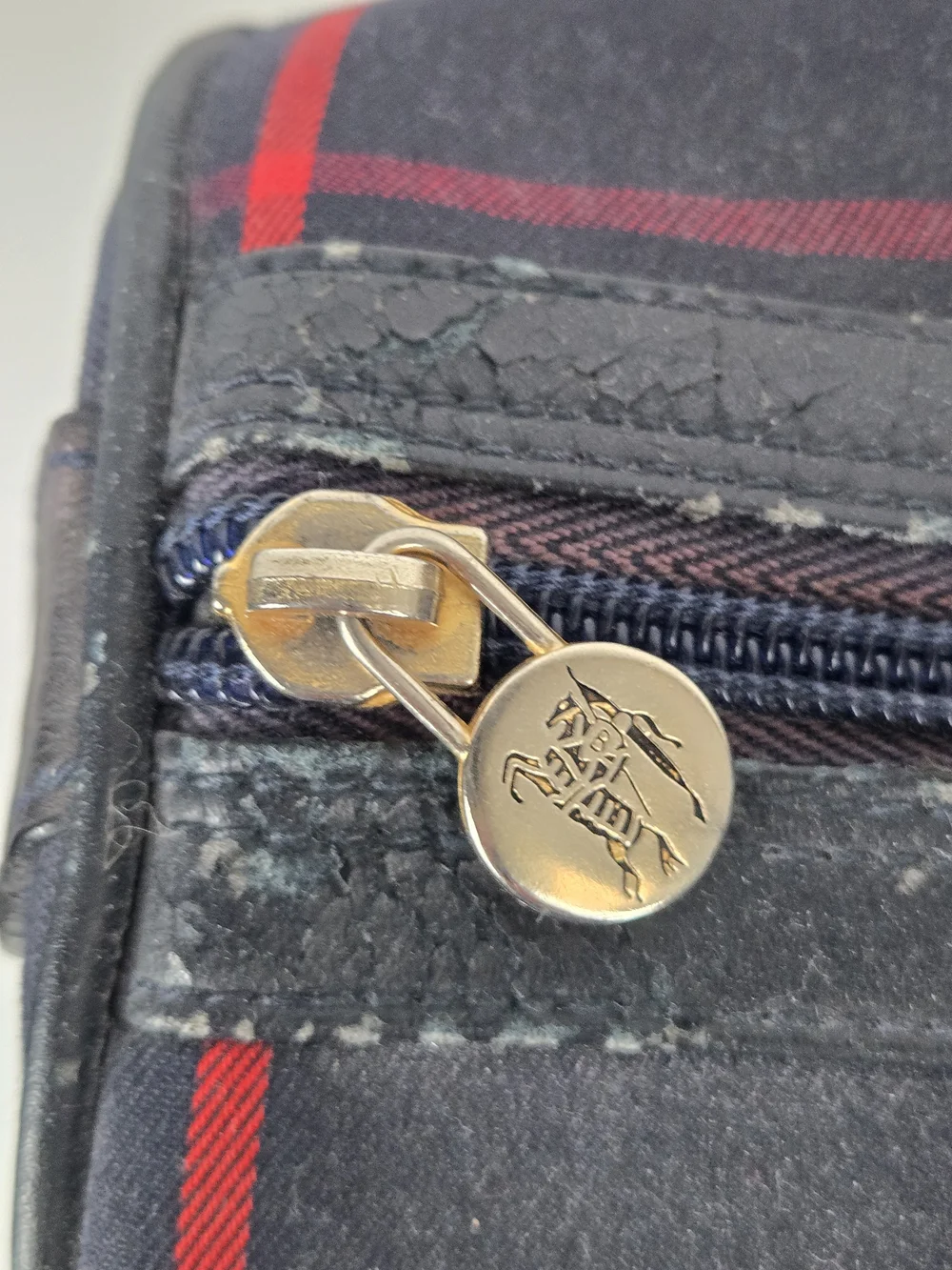Burberrys Nova Check Toiletry Bag Vintage Leather Trim Navy Red Plaid
